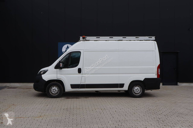 Furgoneta Peugeot