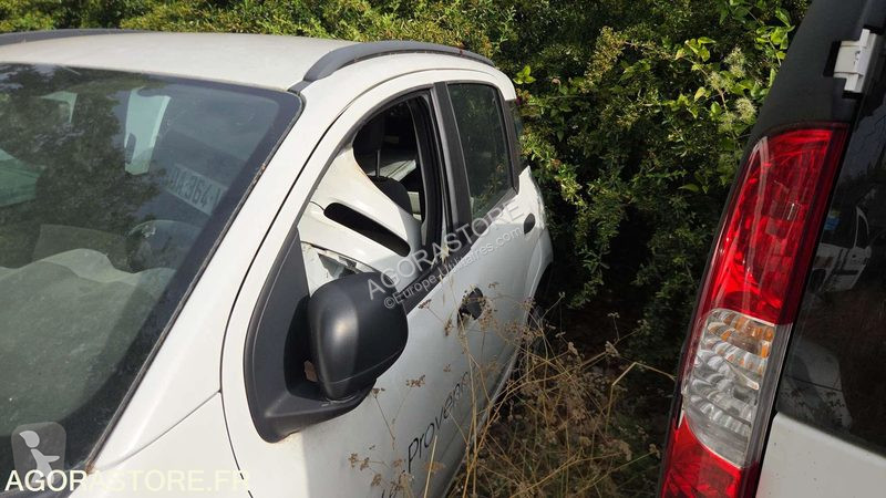 Лекотоварен автомобил Fiat PANDA