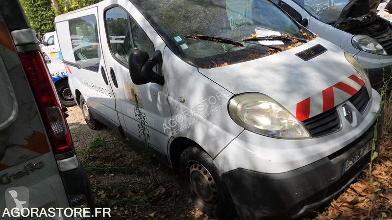 Лекотоварен автомобил Renault TRAFIC