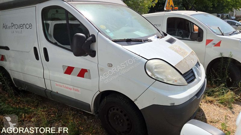 Лекотоварен автомобил Renault TRAFIC