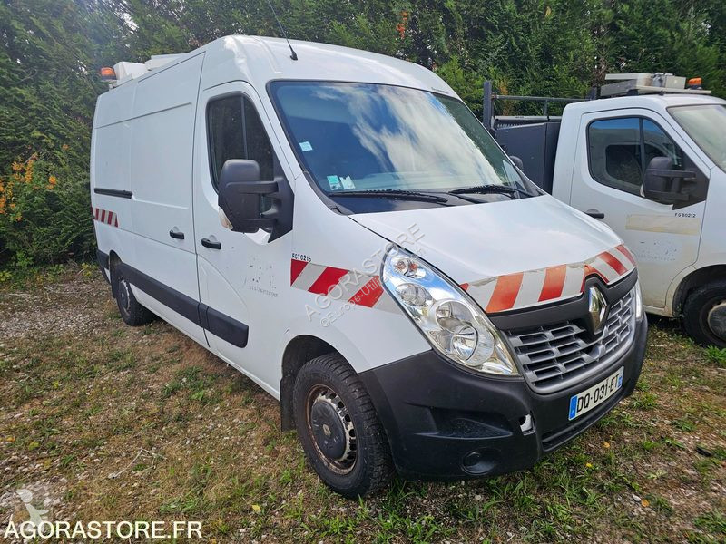 Лекотоварен автомобил Renault
