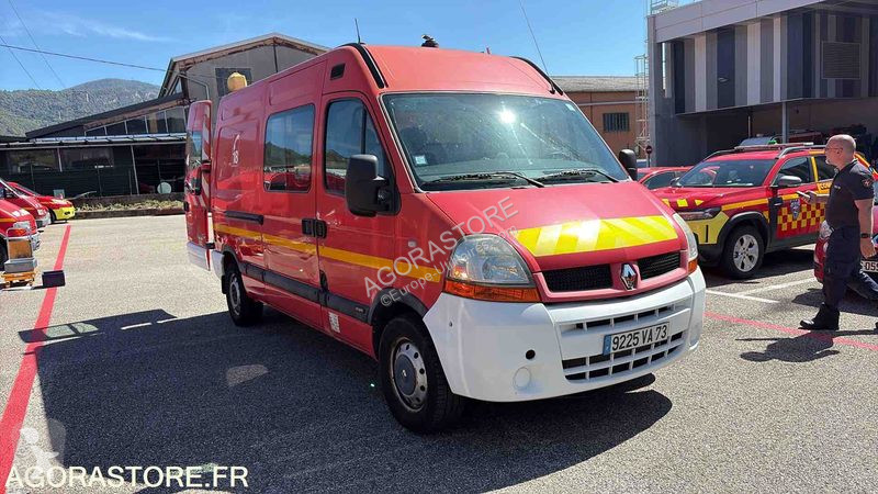 Лекотоварен автомобил Renault MASTER