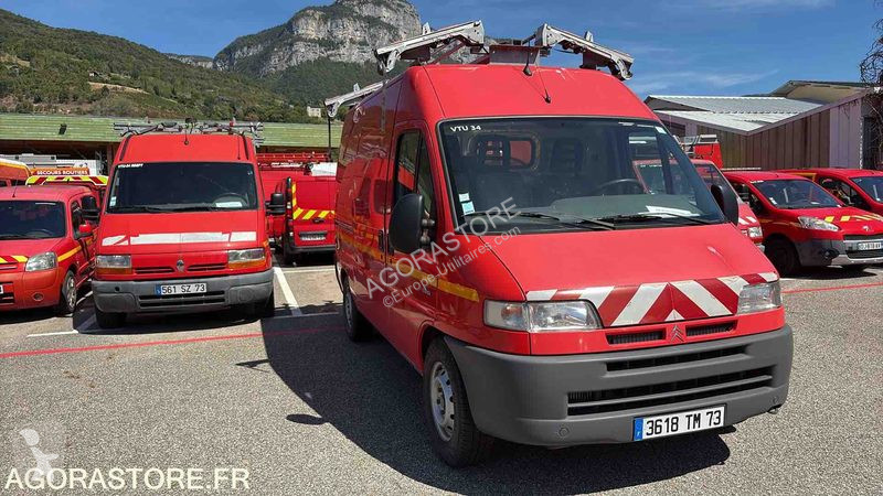 Лекотоварен автомобил Citroën JUMPER