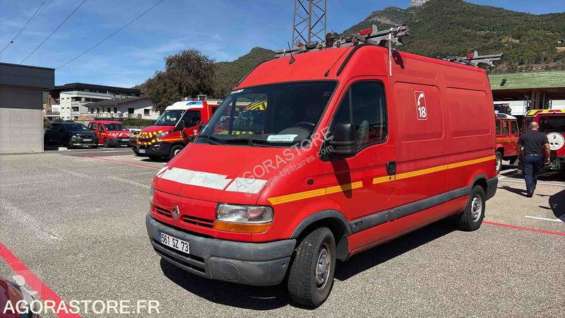 Лекотоварен автомобил Renault MASTER