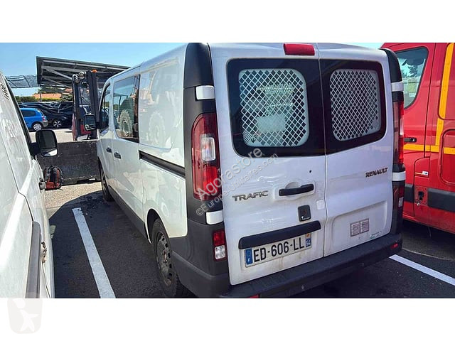 Лекотоварен автомобил Renault TRAFIC