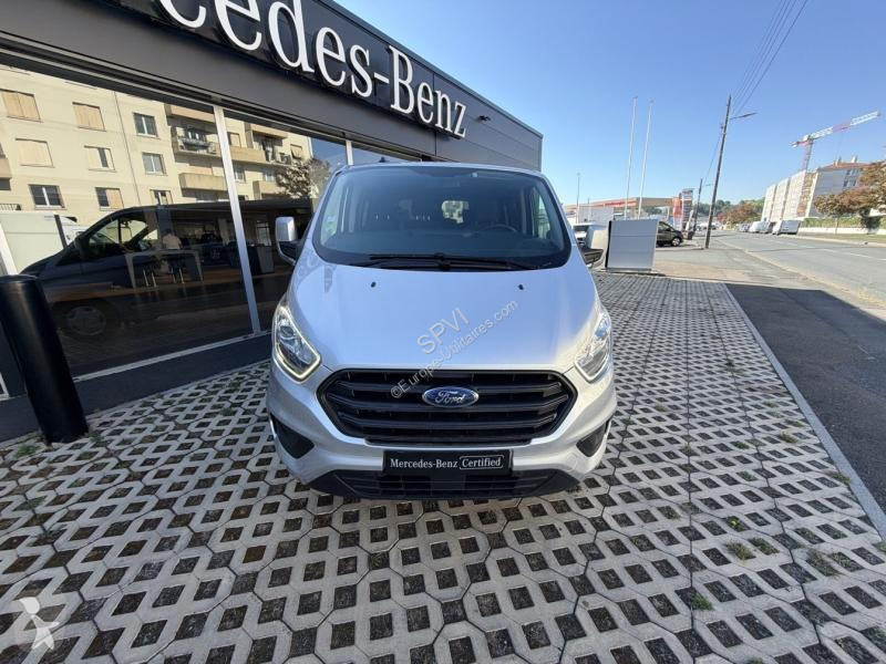Лекотоварен автомобил Ford 2T Kombi T330 L2H2...