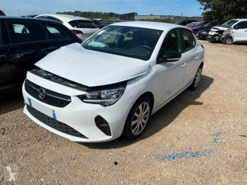 Градски автомобил Opel