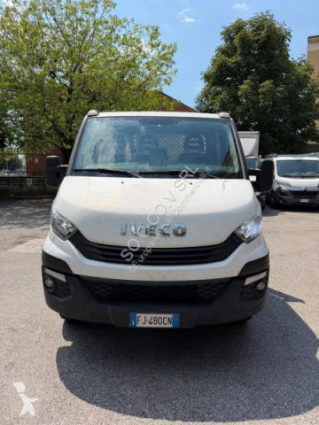 Dostawcza platforma burtowa Iveco