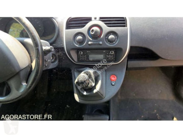 Lehké dodávkové auto