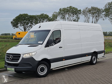 Bestelwagen Mercedes