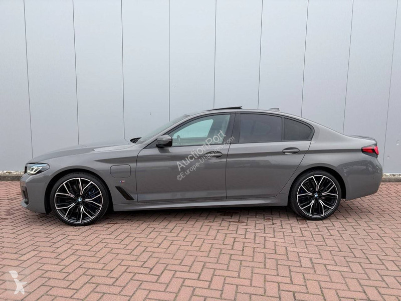 BMW  545E XDRIVE van