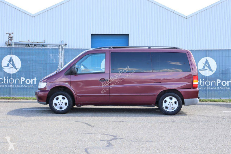 Bedrijfswagen Mercedes 114