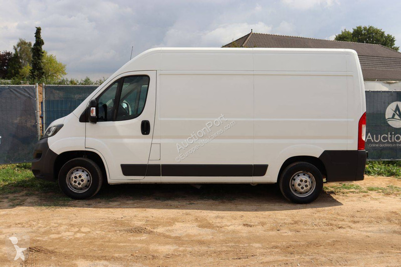 Peugeot  van