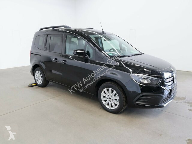Furgoneta Mercedes EQT 200...