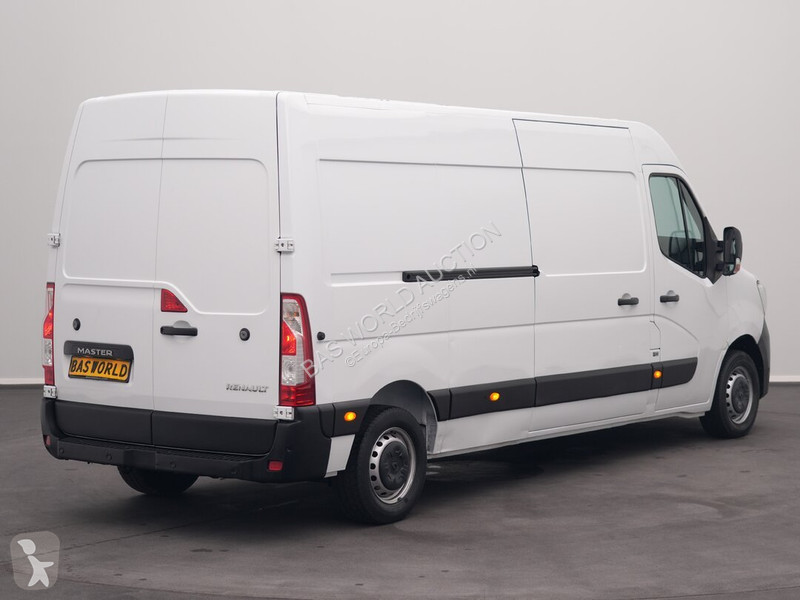 Furgoneta Renault 135PK