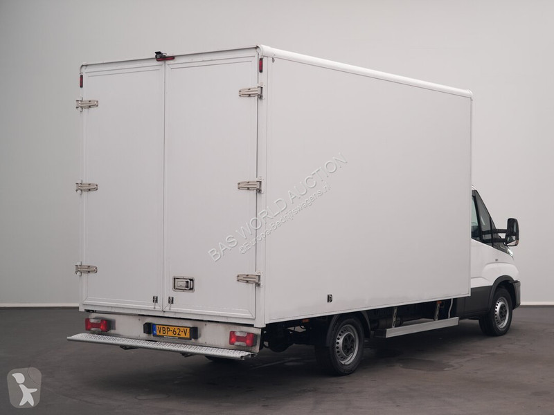 Bedrijfswagen Iveco 35S14