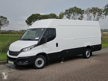 Caja cerrada Iveco