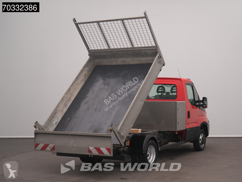 Užitkové vozidlo Iveco 35C12 Kipper met Kist...