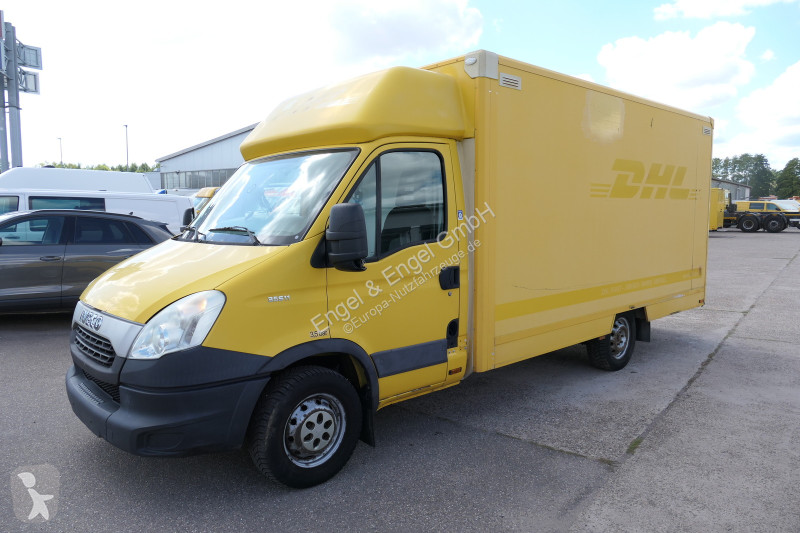 Коммерческий автомобиль Iveco Daily 35 S11 C30C...