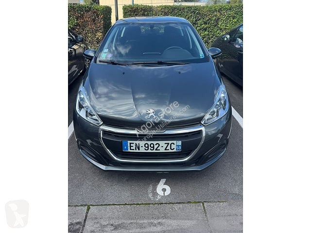 Коммерческий автомобиль Peugeot 208