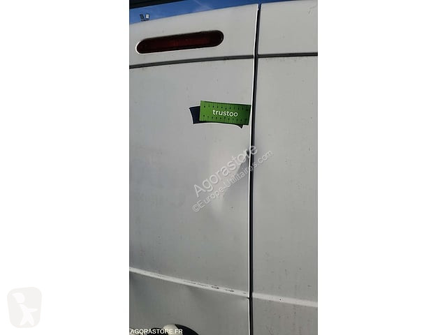 Коммерческий автомобиль