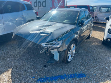 Кабриолет Audi