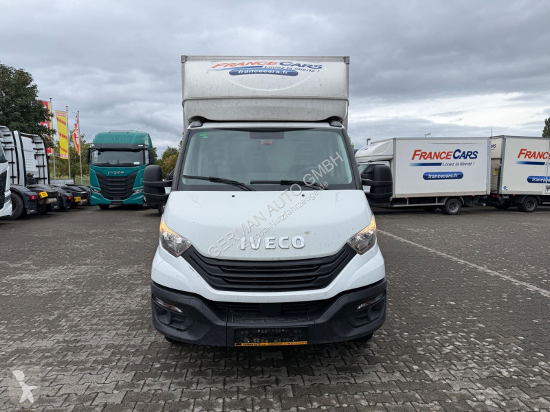 Veículo utilitário Iveco 35C16 3,0L Koffer LBW...