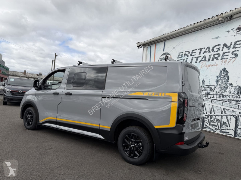 Коммерческий автомобиль Ford TRANSIT CUSTOM FG...