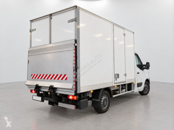 Caja cerrada Renault