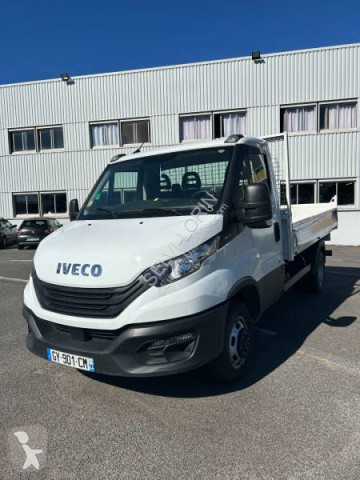 Užitkový vůz s korbou standardní Iveco