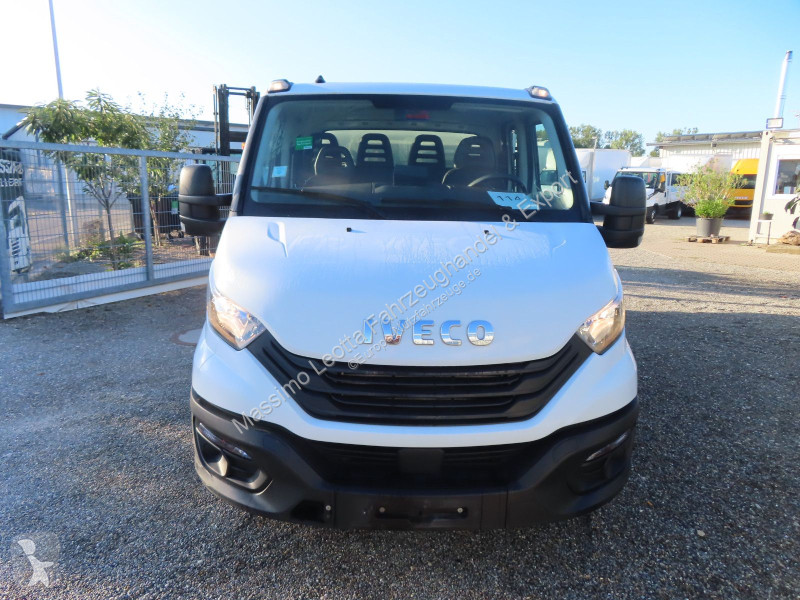 Furgoneta Iveco 35C16  3,0 Kipper DoKa Box FZ.114
