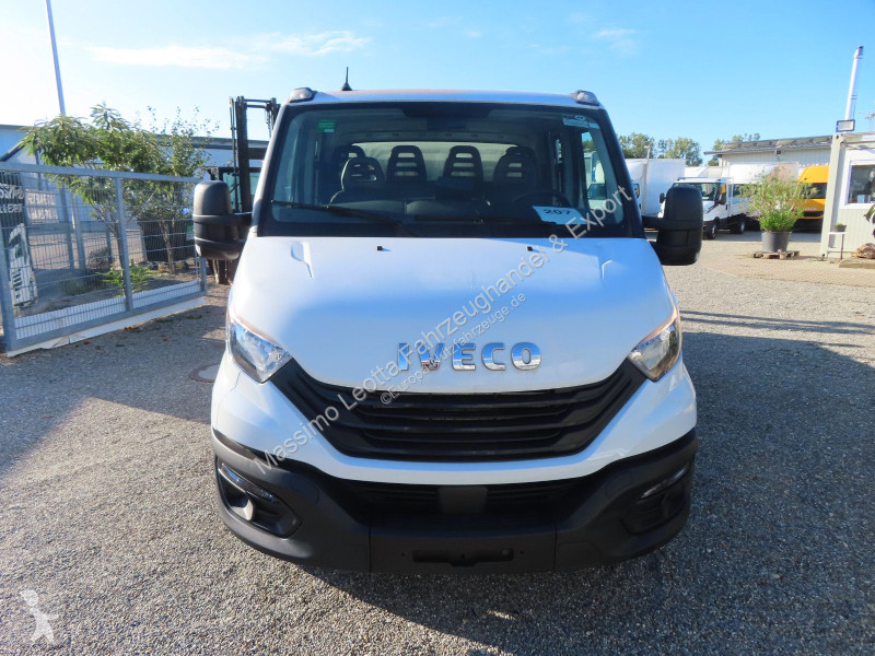 Furgoneta Iveco 35C16  3,0 Kipper DoKa Box FZ. 207
