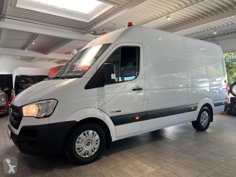 Furgoneta Hyundai H350...