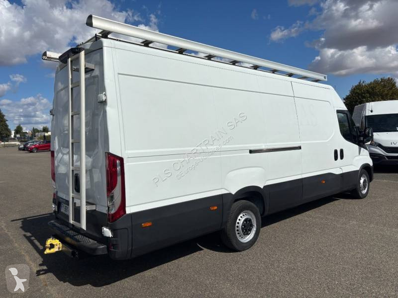 Furgoneta Iveco 35S14