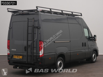 Iveco Daily 35S18 3.0L 3,5t Trekhaak L2H2 Airco Cruise Camera 180PK Imperiaal Euro6 APK 07-2027 L2 Airco Trekhaak Cruise control