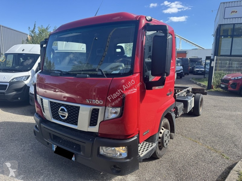 Furgoneta Nissan NT500  35.15 3.0 150CV CHASSIS...