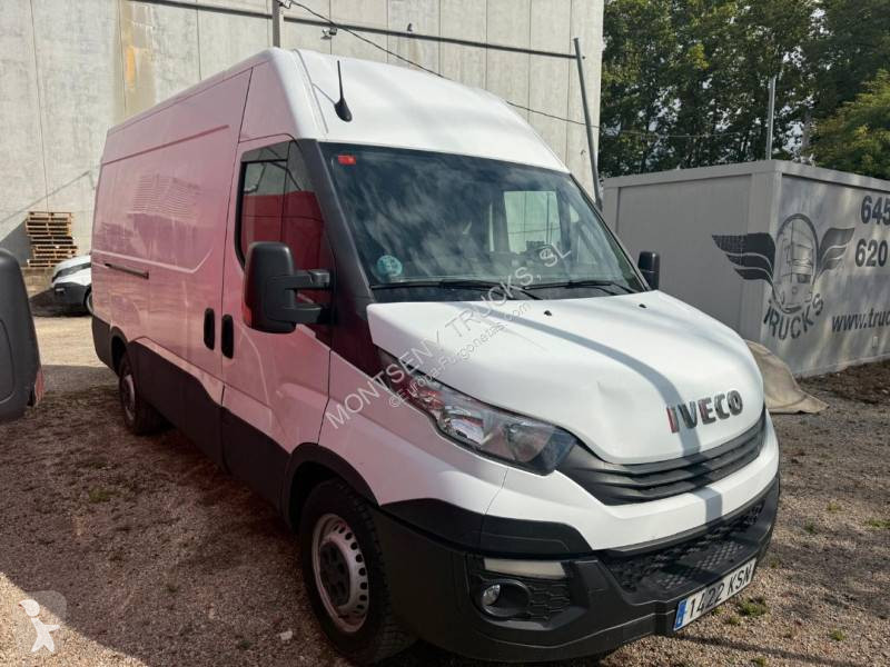Furgoneta Iveco 35S16