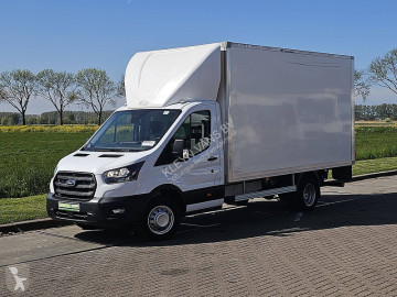 Caja cerrada Ford