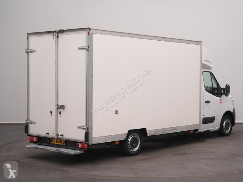 Furgoneta Renault 145PK