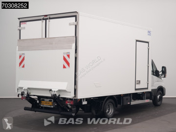 Új Iveco haszongépjármű hűtőkocsi
