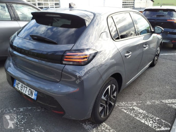 Peugeot 208 208
