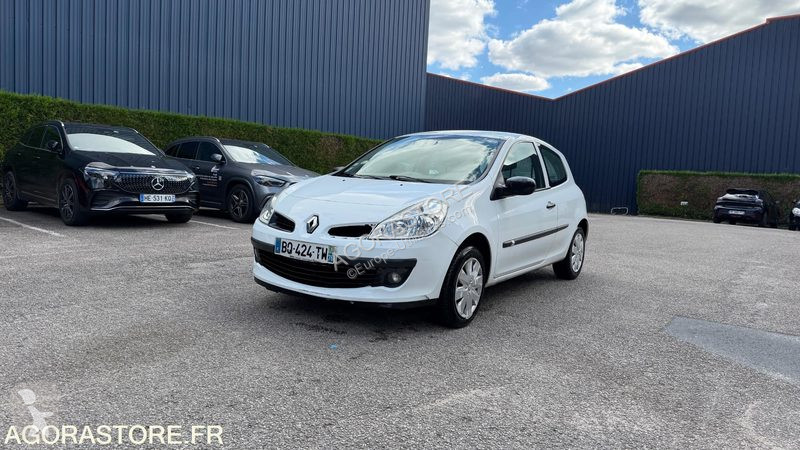 Veículo utilitário Renault CLIO