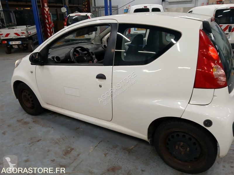 Veículo utilitário Peugeot 107