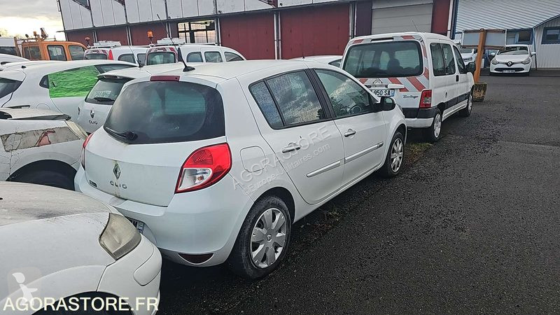 Veículo utilitário Renault CLIO