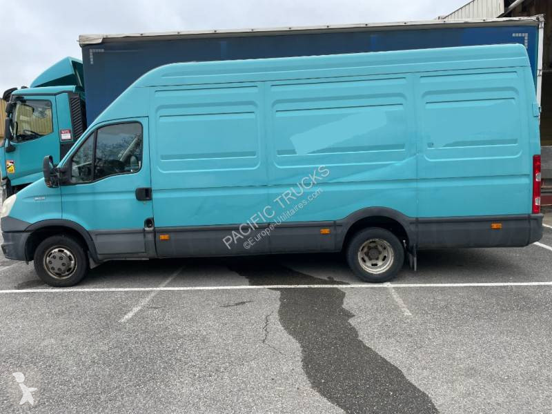 Haszongépjármű Iveco 35C15