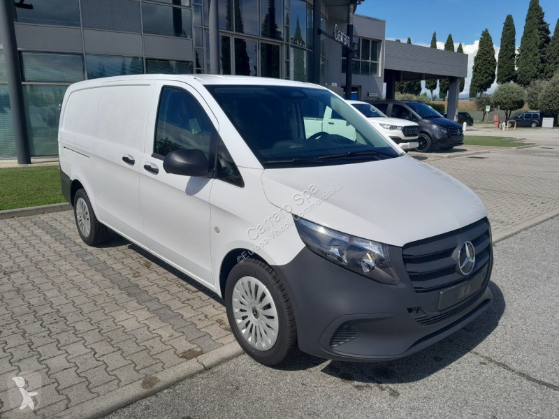 Haszongépjármű Mercedes Furgone