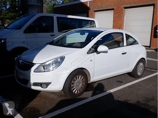 Veículo utilitário Opel
