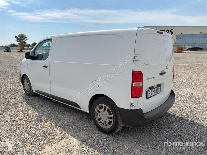 Veículo utilitário Citroën Cargo Van