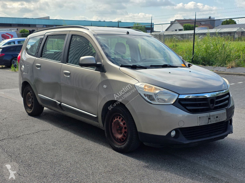 Furgoneta Dacia lodgy