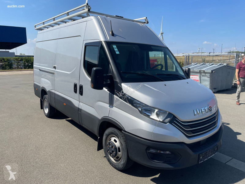 Furgoneta Iveco daily